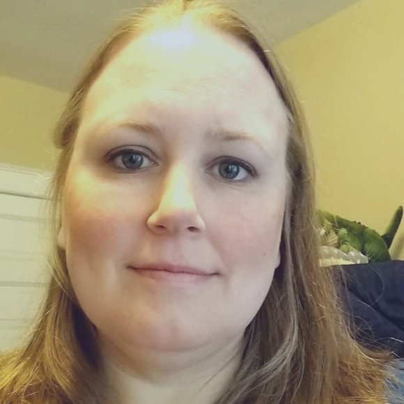 Meet your Posher, Amanda - Picture 1 of 1